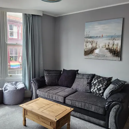 The Admiral's Rest * Scarborough